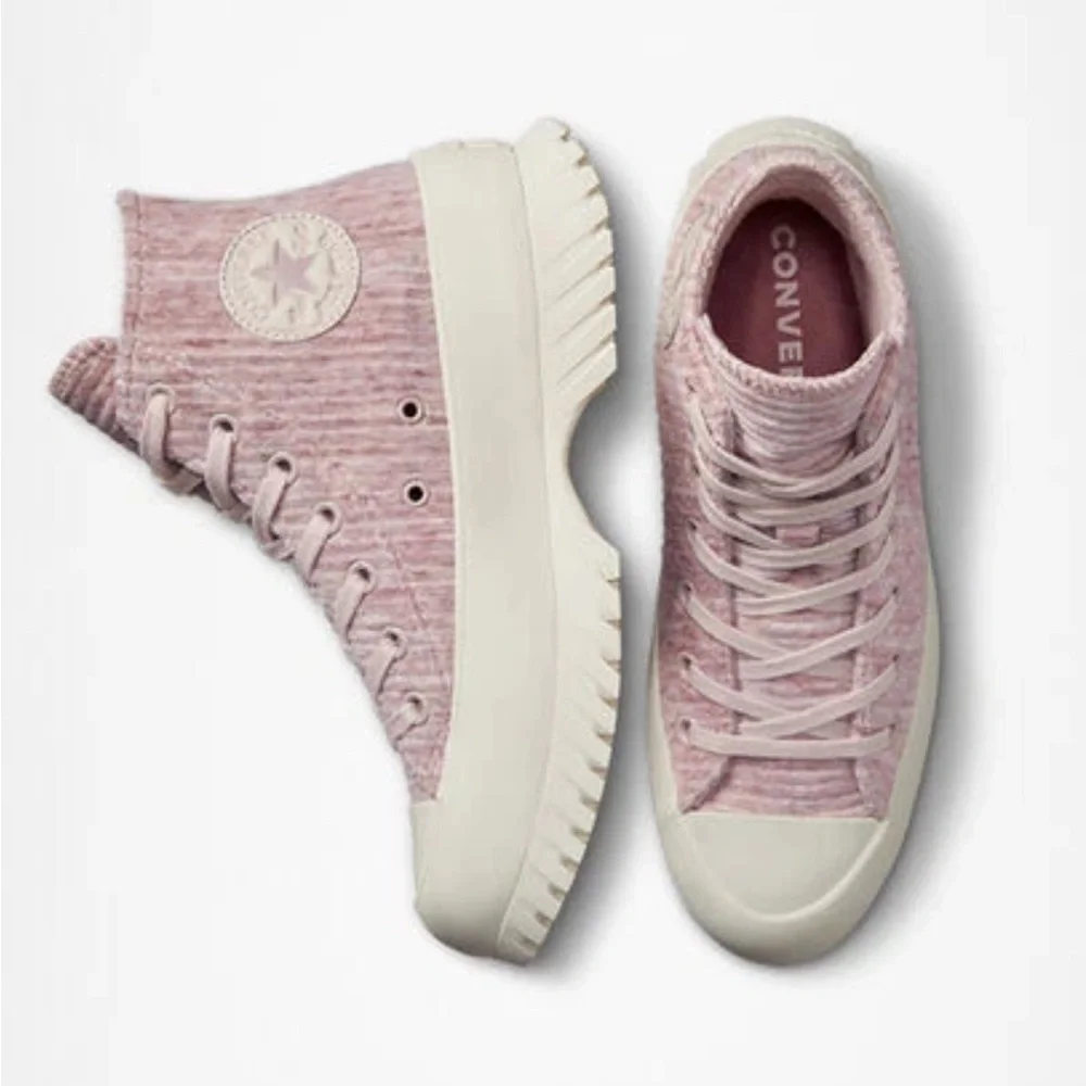Converse Chuck Taylor Lugged 2.0 Pink‎ Corduroy Platform Sneakers  Mens 7 W9